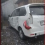 Apes, Dipakai Mudik Mobil Daihatsu Xenia Malah Rusak Kena Ledakan Balon Udara