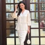 Level Old Money Raline Shah Beda, Pelihara Kawanan Rusa di Rumah!