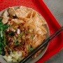 Epilog Sendu Semangkuk Mie Ayam dan Segelas Es Teh di Bawah Hujan