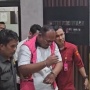 Nah Lho! Nangis Layaknya Anak Kecil, Kabid DLH Tangsel Mewek usai Ditahan Kasus Korupsi Sampah