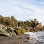 Pura Batu Bolong, Wisata Religi di Tepian Pantai Senggigi Lombok