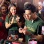 Lagi Promosi Film, Maxime Bouttier Bikin Heboh Suapi Luna Maya Saat Dapat Kejutan Ulang Tahun