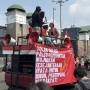 Geruduk DPR saat May Day: Buruh Perempuan Ungkap Solusi Palsu Pemerintah, Begini Katanya!
