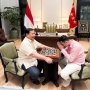 Main Catur Lawan Prabowo, Gestur Kekalahan Raffi Ahmad Disorot