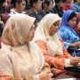 Parenting Hanya untuk Orang Berpendidikan, Benarkah?