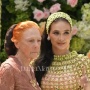 Sosok Desa Maya Waltaurd Maiyer, Ibu Luna Maya yang Curi Perhatian Saat Prosesi Siraman Sang Anak