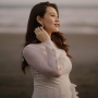 Aaliyah Massaid Pamer Maternity Shoot di Pantai, Aura Bumilnya Bikin Pangling!