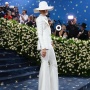 10 Seleb dengan Busana Paling Nyambung dengan Tema Met Gala 2025