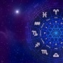 5 Zodiak Paling Beruntung Hari Ini 8 Mei 2025, Siap-Siap Dapat Kejutan Manis!
