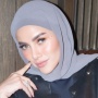 Gaya Busana Olla Ramlan di Pernikahan Luna Maya dan Maxime Bouttier Banjir Kritikan