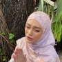 Hijrah dan Dekatkan Diri ke Tuhan, Celine Evangelista Akui Hidupnya Lebih Tenang