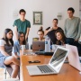 Guru Muda di Kantor! Gen Z dan Pesona Reverse Mentoring