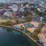 Pantai Kamali, Wisata Ikonik dengan Patung Kepala Naga di Bau-Bau