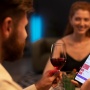 Dating Apps dan Kesepian di Tengah Keramaian Kota