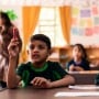 Gadget di Sekolah: Ancaman atau Alat Bantu Belajar?