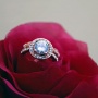 Beda Lab Diamond Vs Moissanite, Bikin Shella Saukia Diskakmat Doktif