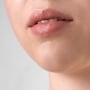 5 Rekomendasi Lip Serum Terbaik, Bibir Lembap Auto Merah Alami