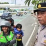 Ajak Anak-Istri Nonton Demo di DPR, Sopir Ojol Diusir Polisi: Sana, Jangan di Sini!