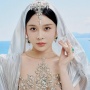 Dianggap Terlalu Vulgar, 7 Potret Busana Zhao Yingzi yang Membuatnya Diusir dari Cannes 2025