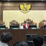 'Pembunuh!' Teriak Keluarga di Sidang, Terdakwa Tabrak Lari Lansia Kepergok Asyik Belanja di Pasar