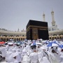 Jemaah Haji Lansia dari Indonesia Rentan Patah Tulang, KKHI Minta Jemaah Muda Lebih Peduli