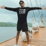 Kenang Ricky Siahaan, Desta Tak Kuasa Tahan Tangis Saat Manggung Bareng Band Chapter 69