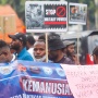 Demo di Kementerian HAM, Massa Tuntut Hentikan Kekerasan di Papua