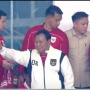 Berjaket Putih, Prabowo Tonton Langsung Laga Timnas Indonesia Vs China di GBK
