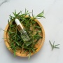 Plot Twist: Tea Tree Oil Ternyata Bukan dari Teh
