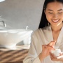 5 Rekomendasi Moisturizer Mengandung Snail Mucin: Kulit Jadi Kenyal, Awet Muda