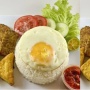 Dari Dapur Bibi ke Dapur Ibu: Seporsi Nasi 3T dan Rindu yang Tak Selesai