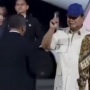 Viral Prabowo Diduga Tolak Salaman dengan Menteri ESDM Bahlil, Netizen Heboh: Sinyal Ketidaksukaan?