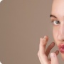 7 Moisturizer untuk Kulit Kering Terbaik, Wajah Lembap Bebas Kusam Mulai Rp20 Ribuan!
