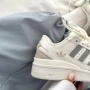 5 Rekomendasi Sepatu Underrated Terbaik 2025: Nyaman, Desain Tak Murahan