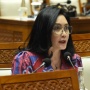 Rieke Diah Pitaloka Emosi Bahas Kasus Aurelie Moeremans di DPR, Minta Diusut Serius
