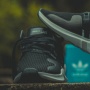 7 Sepatu Full Black Keren Buat Anak Sekolah: Harga Tak Kuras Uang Jajan