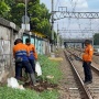 Jejak Esek-Esek Di Balik Tembok Stasiun Jatinegara: Kondom Bekas hingga Flat Shoes Tertinggal
