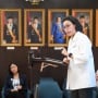 Sri Mulyani "Nyentil" DPR: Tepuk Tangan Loyo Meski Ekonomi Tumbuh, Belum Makan Siang Ya, Pak?