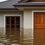Dari Jati hingga Ulin: Ini 3 Daftar Kayu Anti Banjir Agar Rumah Tetap Kokoh Puluhan Tahun