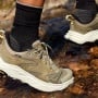 8 Pilihan Sepatu Gunung Hoka: Cengkeraman Lebih Kuat, Mendaki Aman dan Nyaman