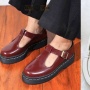5 Sepatu Loafers Lokal: Nyaman, Murah, Bikin Gaya Cewek Makin Kece!