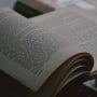 Penulisan Ulang Sejaran dengan Tone Positif: Bagaimana Nasib Buku Kiri?