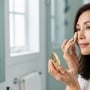 5 Cushion Terbaik untuk Wanita 50 Tahun ke Atas, Dijamin Garis-garis Halus Langsung Tak Terlihat