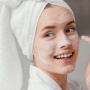 4 Cleanser Kandungan Tranexamic Acid, Ampuh Bikin Kulit Cerah Tanpa Ketarik