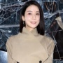 4 OOTD Earthy Classy ala Lee Bo Young, Gaya Elegan yang Gak Berlebihan!