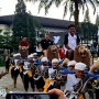 Sisingaan Mendunia Usai Dinaiki Pelatih Ole Romeny Jelang Final Piala Presiden 2025