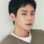 Bisa Buat ke Kantor atau Ngopi, Sontek 4 Smart Casual Look ala Kim Do Hoon!