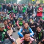 Demo di Depan Kedubes AS, Ratusan Ojol Tagih Janji Perpres ke Presiden Prabowo