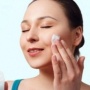 Bye Kusam! 7 Rekomendasi Moisturizer Pencerah Wajah di Bawah Rp50 Ribu