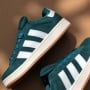 Selamat Tinggal Samba? Ini Alasan Gen Z Beralih ke Adidas Campus 00s & Forum Low